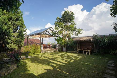 Omah Angkul Angkul Villa