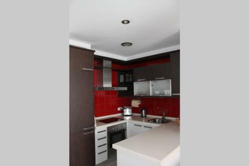 Apartamento C�ntrico, 2 Habitaciones Y Plaza De Garaje