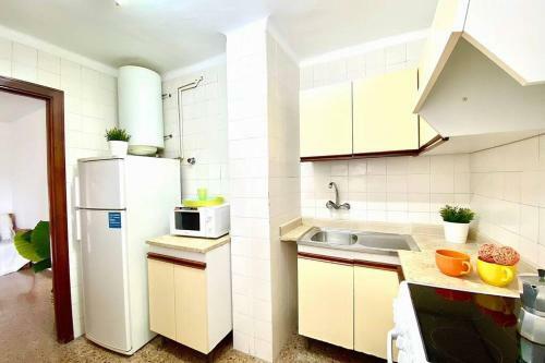 Apartamento Familiar Con Piscina A Pasos Del Mar