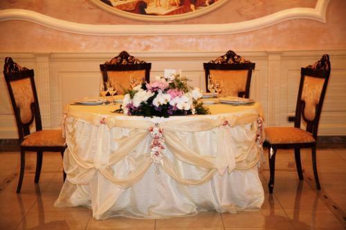 Regina Di Saba - Hotel Villa Per Ricevimenti