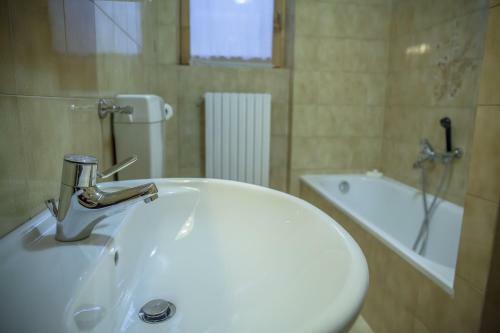 Apartments Ospitalit� Diffusa Borgate Tra Le Malghe