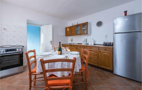 Amazing Home In Koromacno W/ 2 Bedrooms