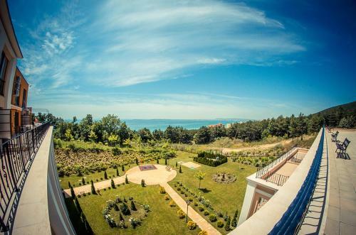 Visit Sunny Beach Sea Apartments