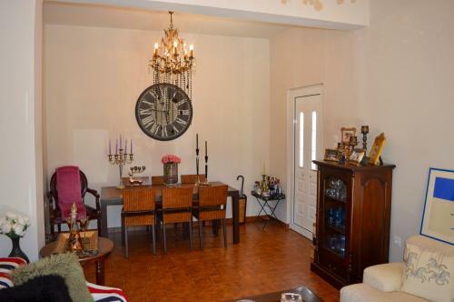 Ada's Family House