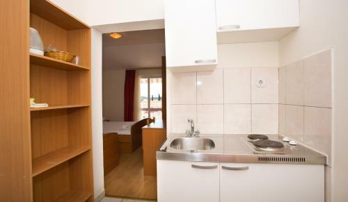 Hostal Apartmani Fani 2 Min Walking From Sea