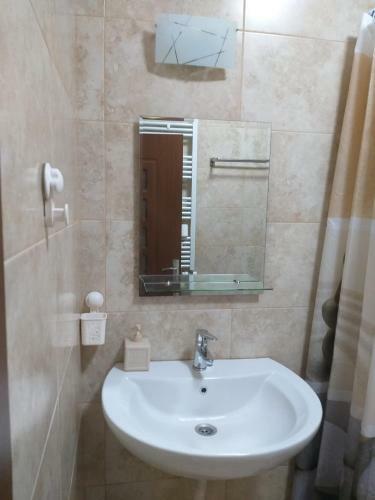 Apartamento Aquazure Residence