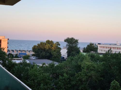 Apartamento Moon Light 2 Camere Etaj 6 Vedere Laterala Lac