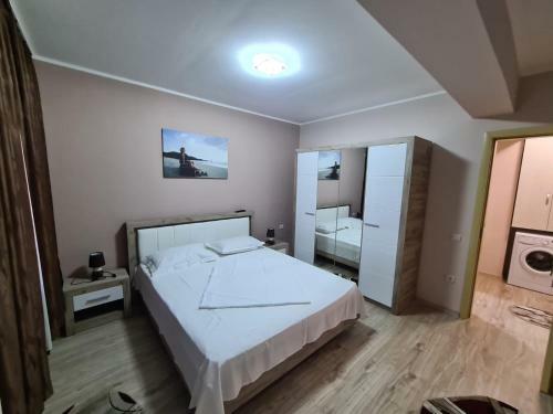 Apartamento Moon Light 2 Camere Etaj 6 Vedere Laterala Lac