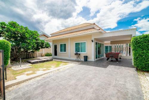??? ?????? ????????? Beach Hua-hin Pool Villa