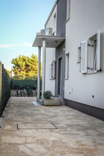 Apartmani Bartoli?