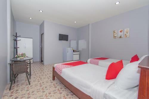 Hotel Oyo 650 At Night Pranburi