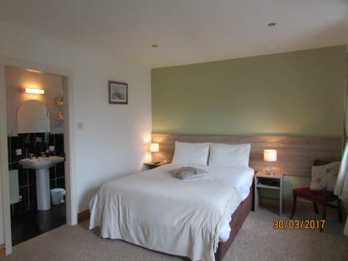 Hostal Watersedge Seaviews