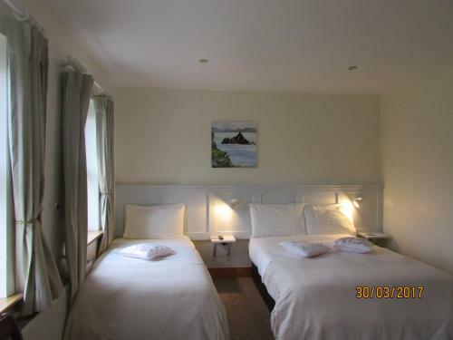 Hostal Watersedge Seaviews