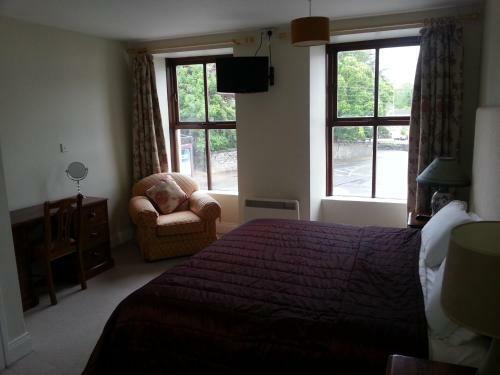 Bed & Breakfast Tom Crean Fish & Wine