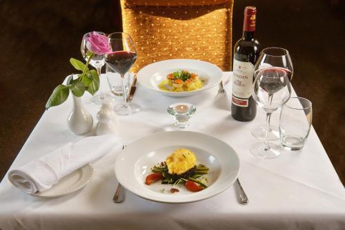 Hylands Burren Hotel
