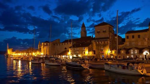 Apartment Duje & Dragana