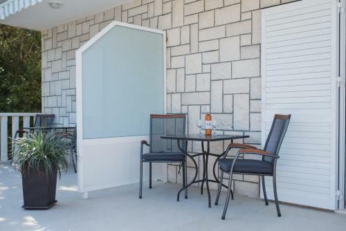 Hostal Guesthouse Sanela