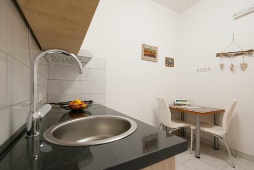 Hostal Guesthouse Sanela