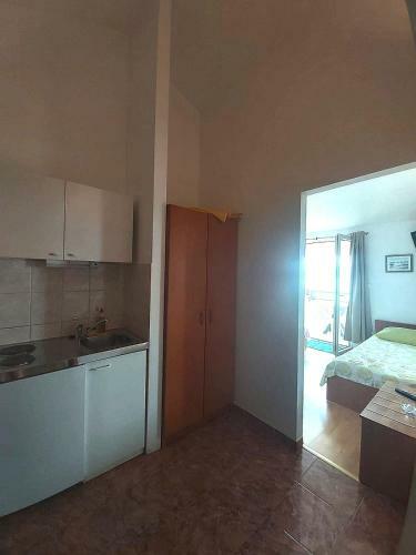 Studio Apartments, Balica Rat