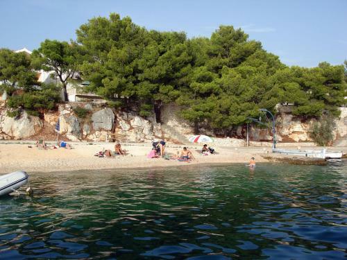 Apartamentos Brodarica Penthouse 4+2, Sea View