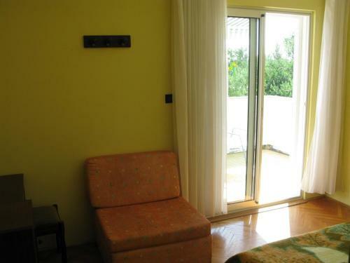 Hostal Apartments And Rooms Lan?a