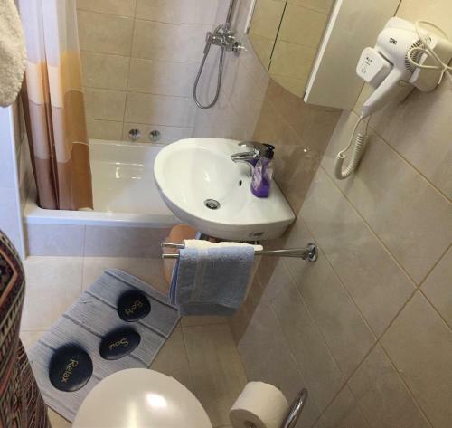 Hostal Apartments And Rooms Krstina