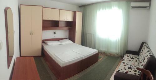 Hostal Apartments And Rooms Krstina