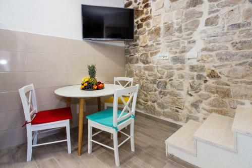 Cozy Seafront Apartment Cambi III