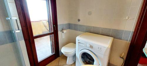 Apartamento Penthouse With Sea View In Lu Bagnu