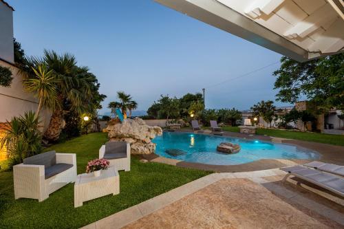 Villa Con Piscina Annarita Milazzo
