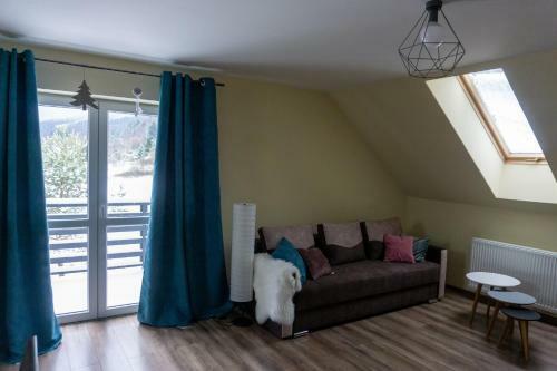 Pokoje Go?cinne 4 Pory Roku