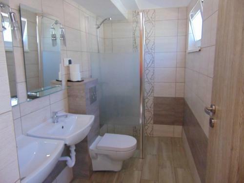 Hotel Ow Heljan Mi?dzywodzie