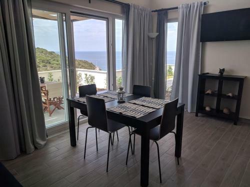 Above The Sea Apartments
