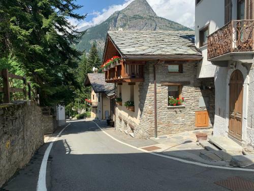 Strada Del Pussey Apartment