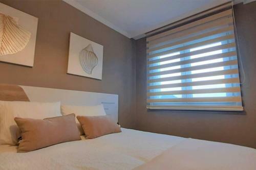 Apartamento Playa Foz Con Piscina