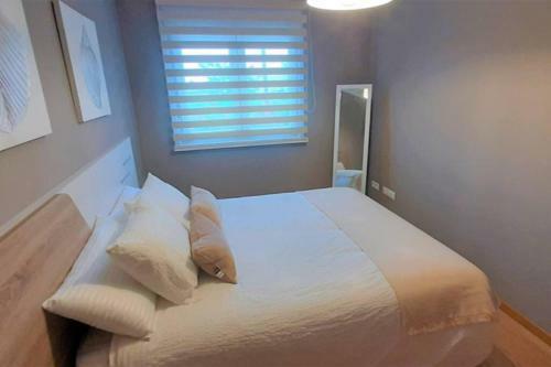 Apartamento Playa Foz Con Piscina