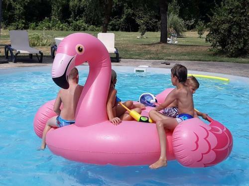 G�te 10 Pers - Rimbes Casteljaloux