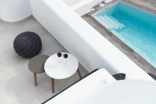 White Orchid Luxury Apartments