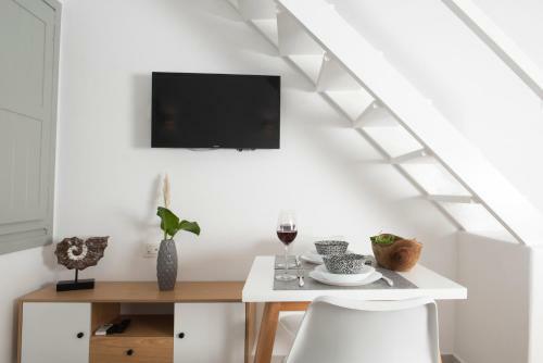 White Orchid Luxury Apartments