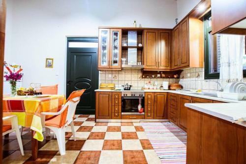 Ariadni's Traditional House