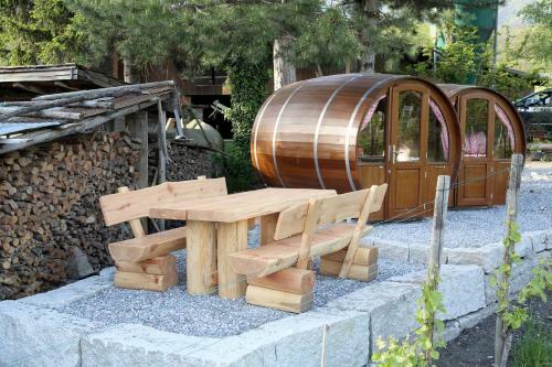 Bed & Breakfast Schlaf-fass Maienfeld