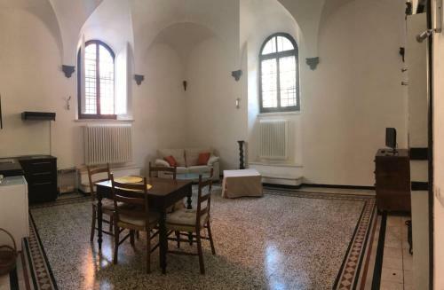 Apartamento Arco Augusto