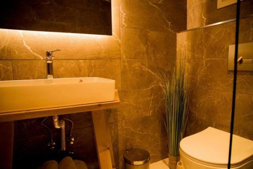 Aelia Boutique Apartments & Rooms