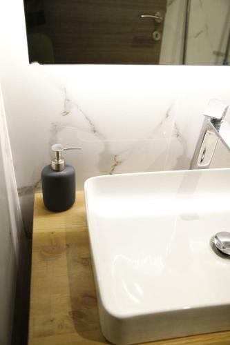 Aelia Boutique Apartments & Rooms