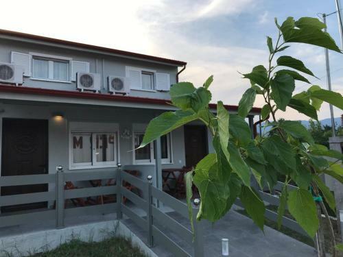 Dafni Dolphins House Villas