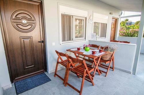 Dafni Dolphins House Villas