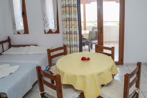 Hotel Zorbas Family House