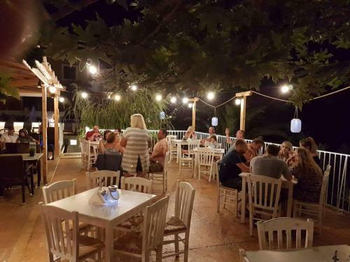 Hotel Zorbas Family House