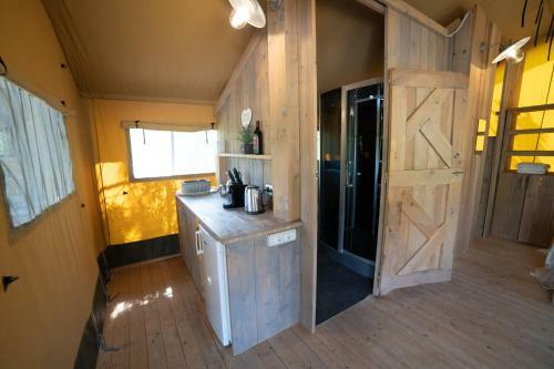 Lodge Holidays - Camping Podere Sei Poorte