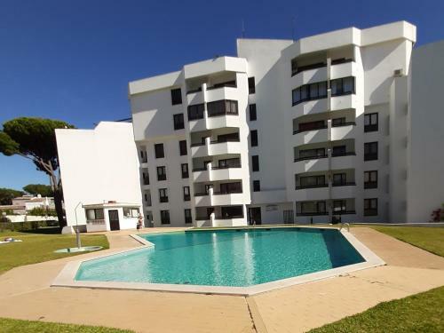 Apartamento Tenis Golfmar 409a - Pool View